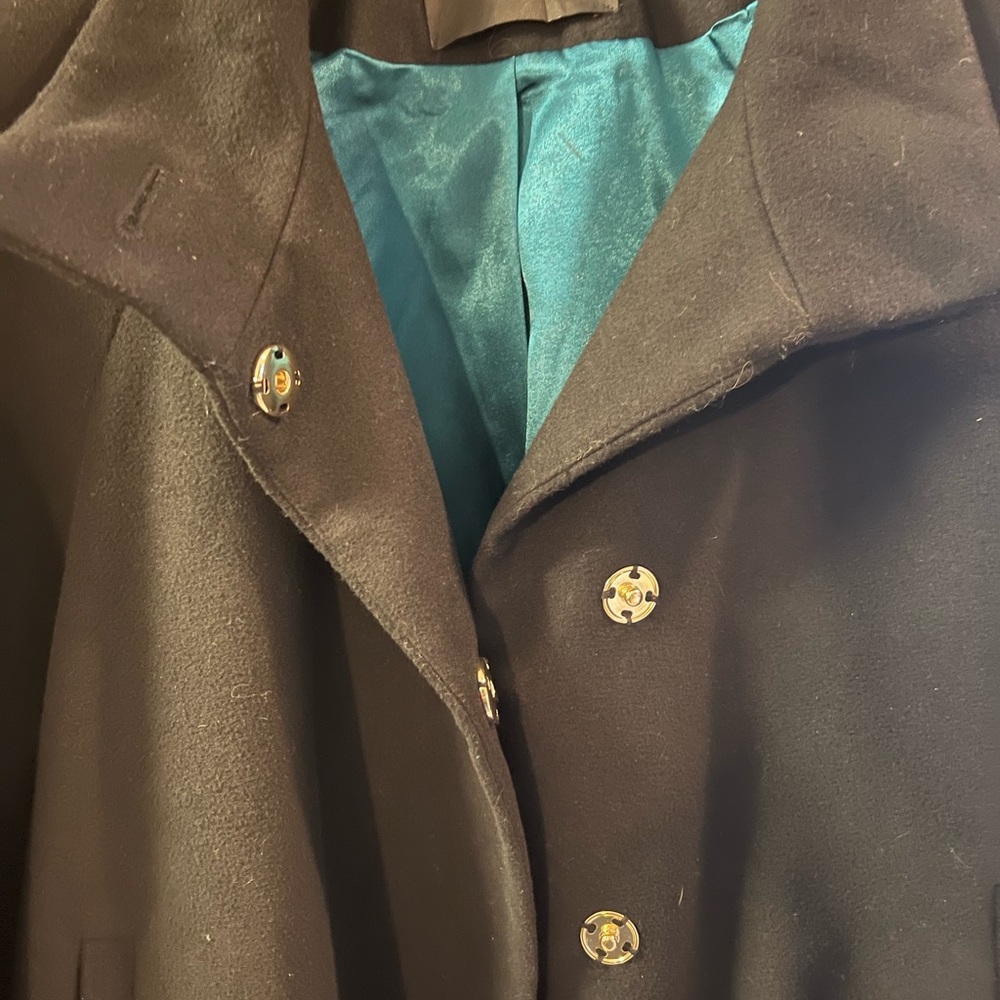 Tahari short coat